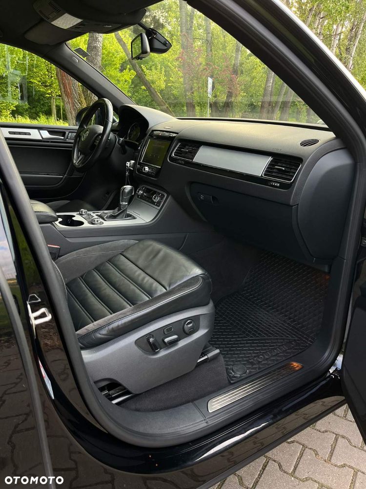 Volkswagen Touareg 3.0 V6 TDI BMT - 9