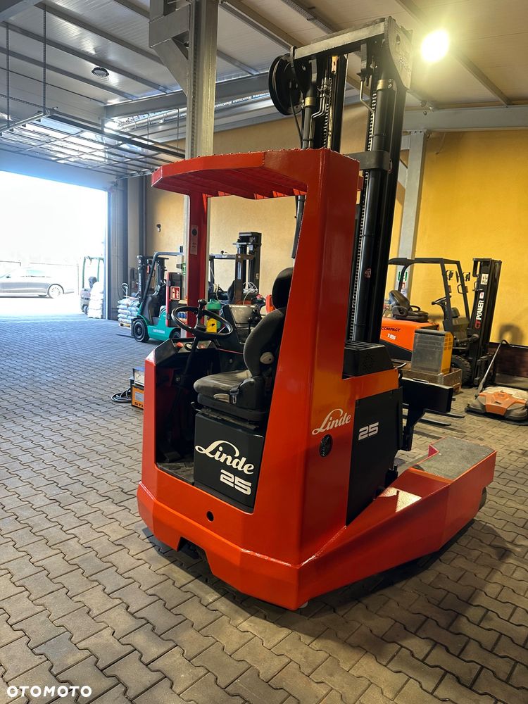 Linde E25F Cztero kierunkowy - 9