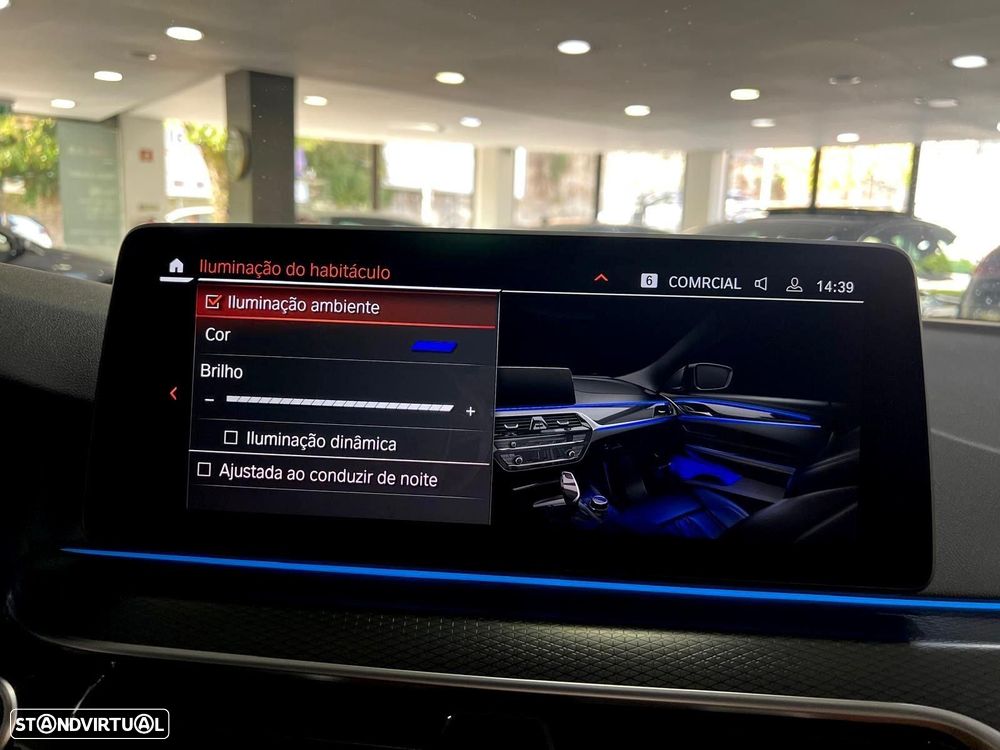 BMW 530 e Pack Desportivo M - 54