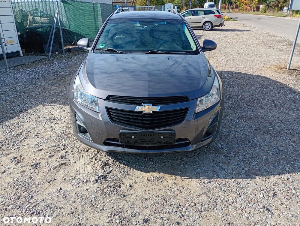 Chevrolet Cruze 1.6 LS - 4