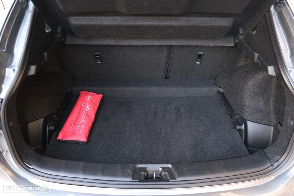 Nissan Qashqai 1.5 dCi N-Connecta 18 - 27