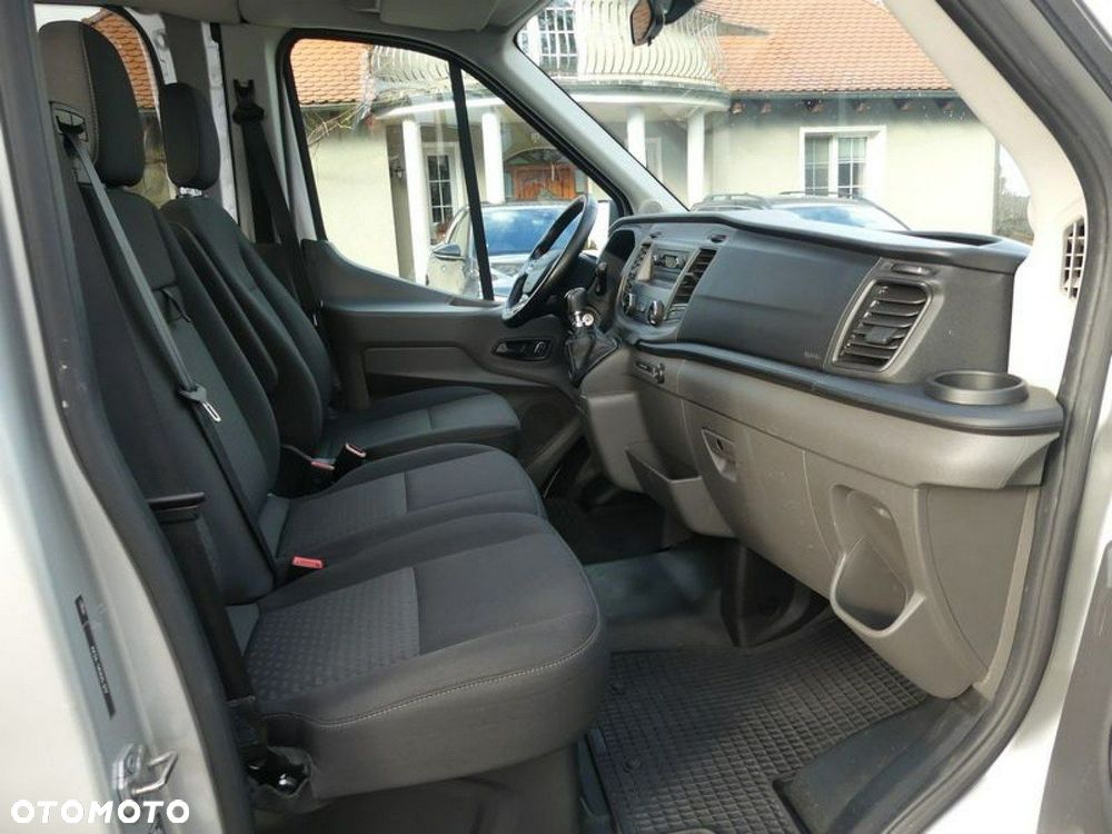Ford Transit - 6