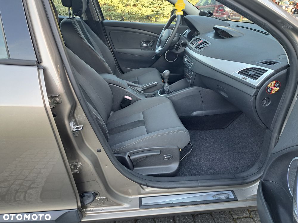 Renault Megane 1.6 16V 110 Dynamique - 8