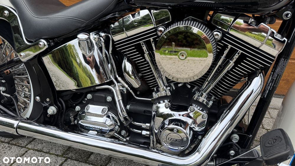 Harley-Davidson Softail Deluxe - 7