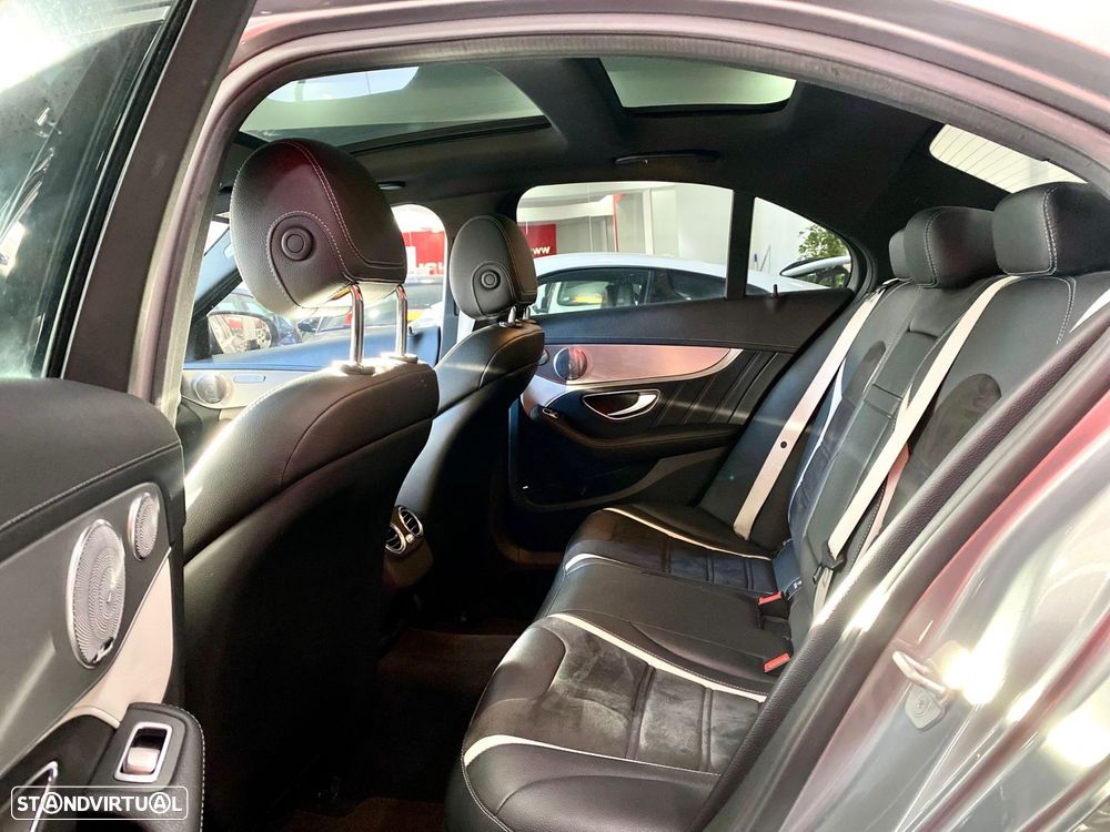 Mercedes-Benz C 63 AMG S - 28