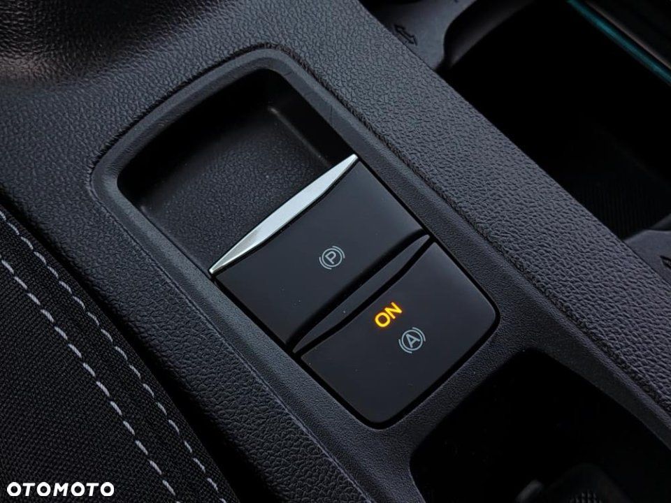 Ford Focus - 25