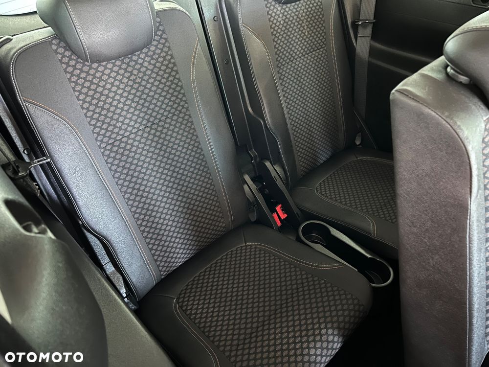 Opel Zafira - 31