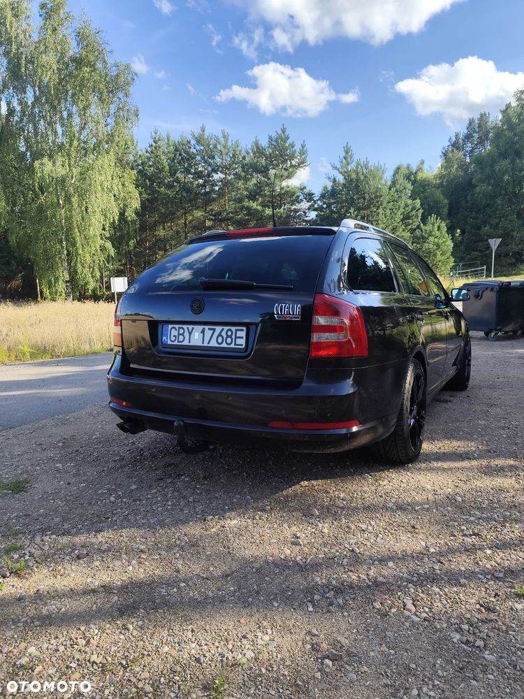 Skoda Octavia 2.0 TFSI RS - 4