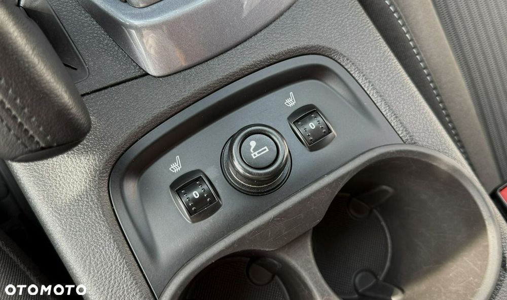 Ford Focus 1.0 EcoBoost STart-Stopp-System TITANIUM - 30