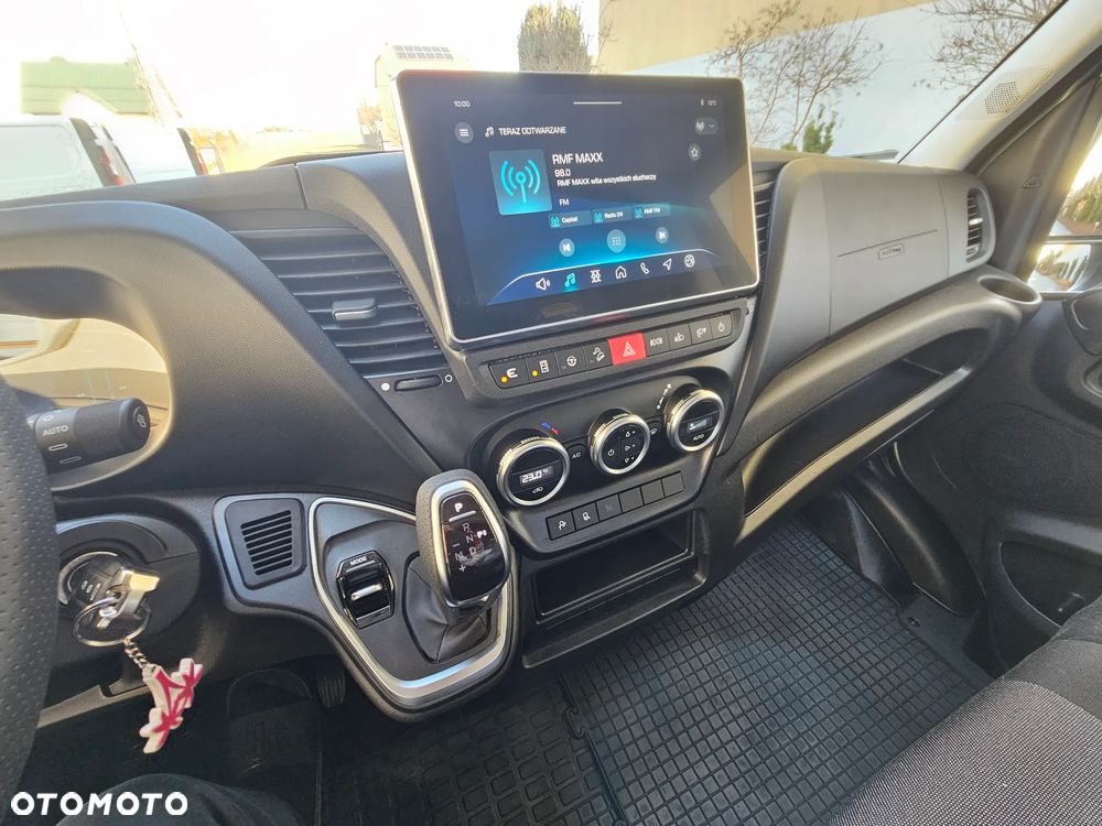 Iveco DAILY 35S18 HI-MATIC BRYGADOWY 7-OSÓB - 24