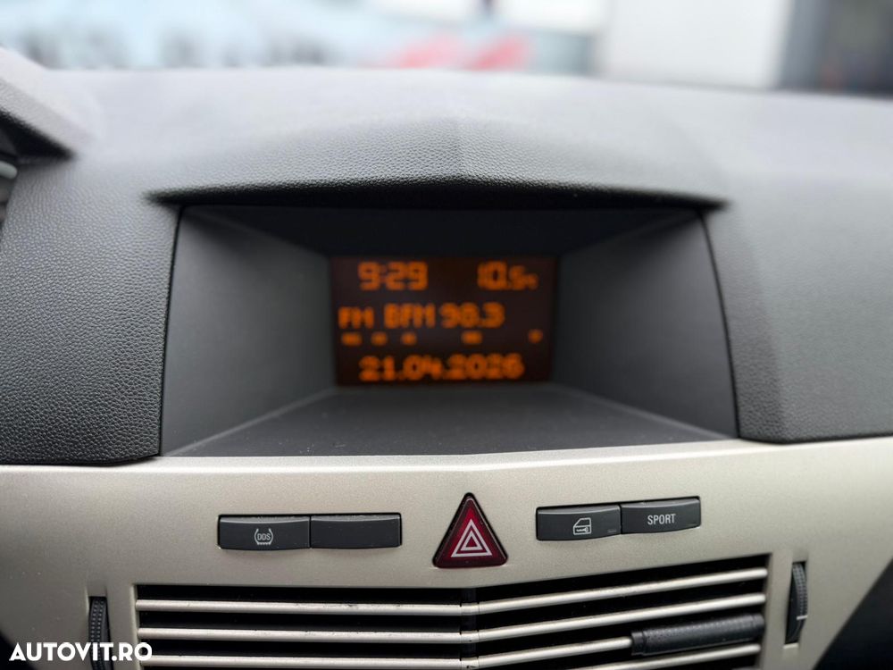 Opel Astra 1.6 Automatik Sport - 11