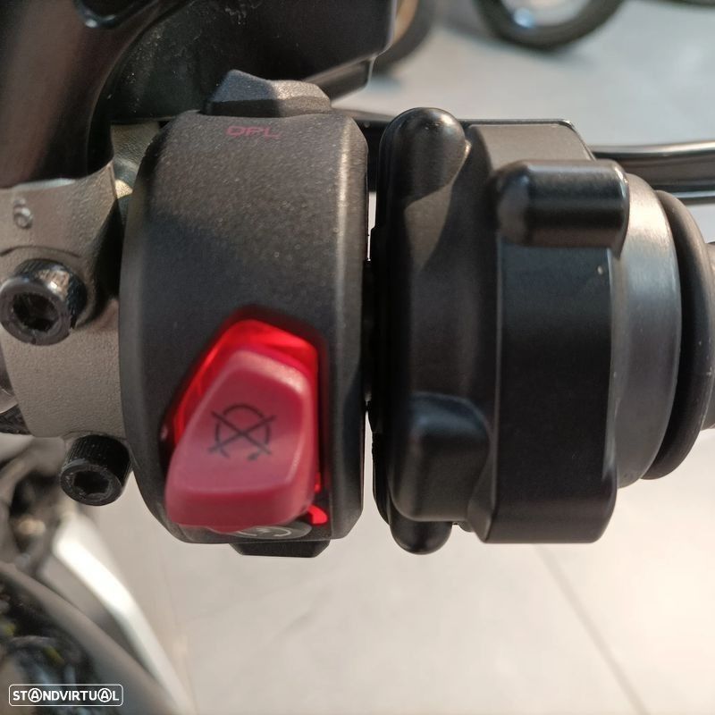 Ducati Diavel X - 14