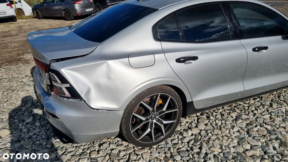 Volvo S60 T8 AWD Plug-In Hybrid Polestar Engineered - 21