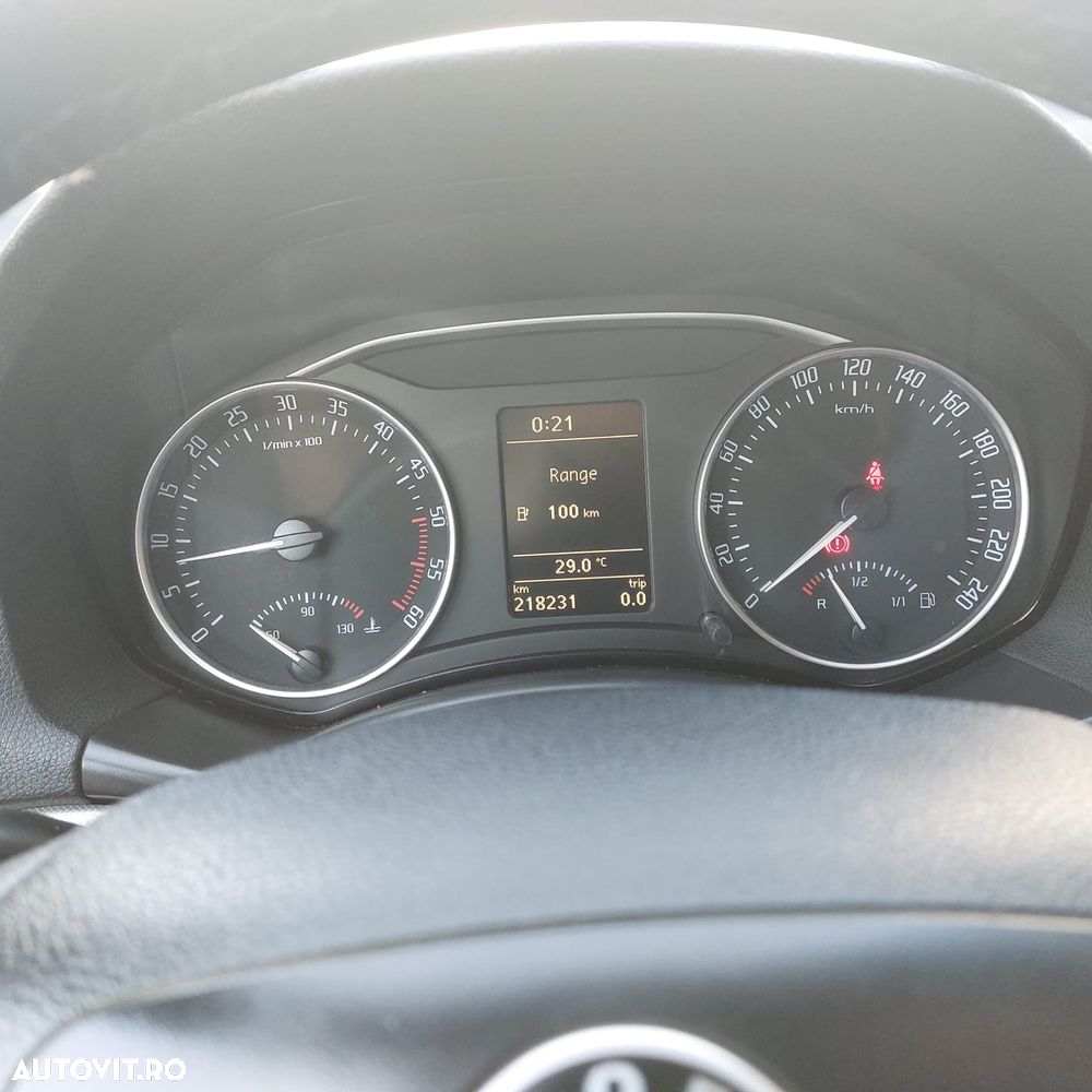 Skoda Octavia 1.6 TDI Ambiente - 5