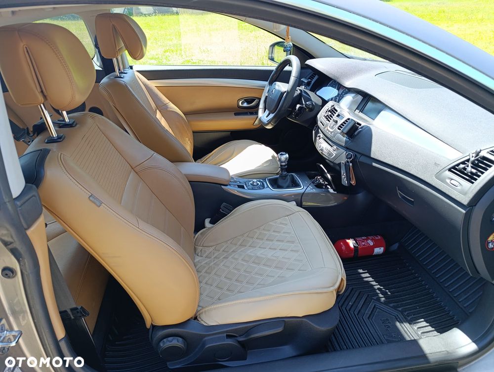 Renault Laguna dCi 175 FAP - 5