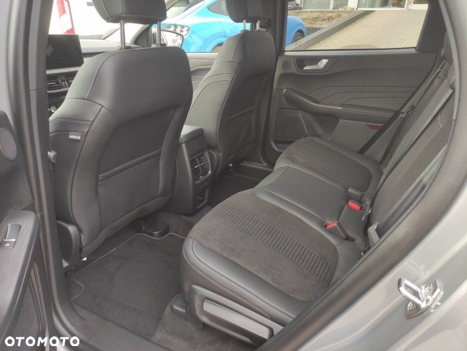 Ford Kuga - 11