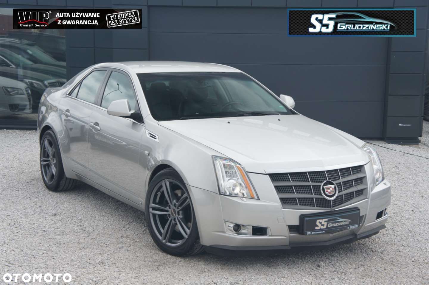 Cadillac CTS - 1