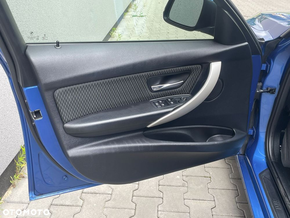 BMW Seria 3 320d Sport-Aut Blue Performance - 14
