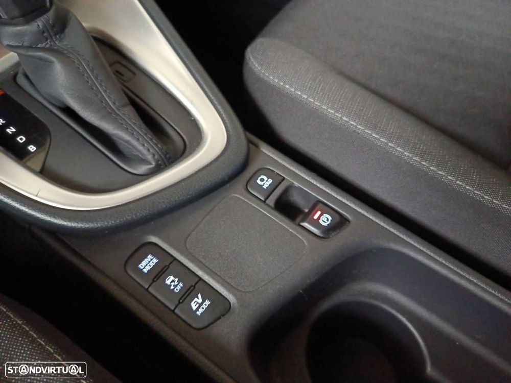 Toyota Yaris 1.5 HDF Comfort - 18