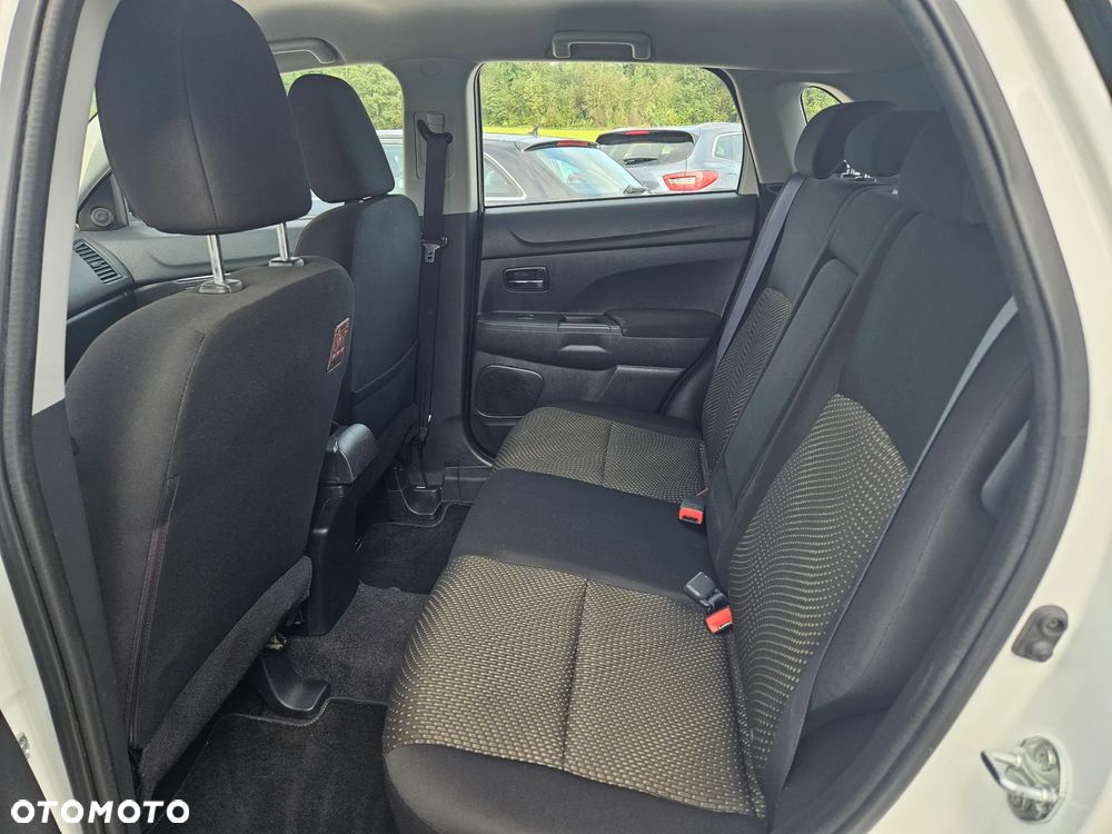 Mitsubishi ASX 1.8 DI-D 2WD Inform - 9