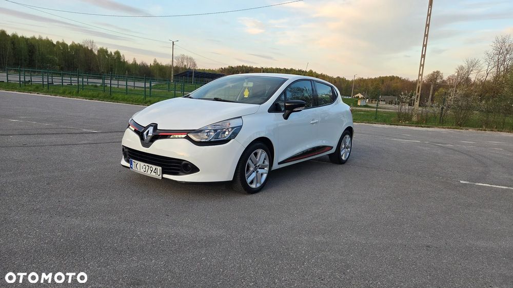 Renault Clio 1.2 16V 75 Luxe - 7