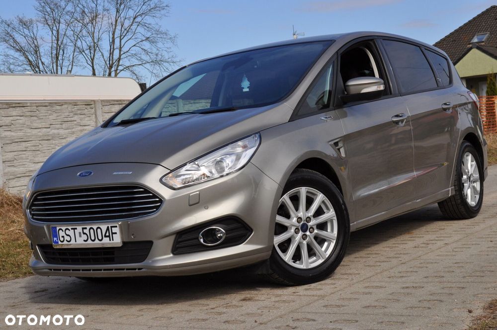 Ford S-Max - 1