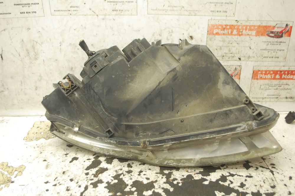 LAMPA LEWY PRZÓD PRZEDNIA LEWA 8E0941003AJ AUDI A4 B7 - 3