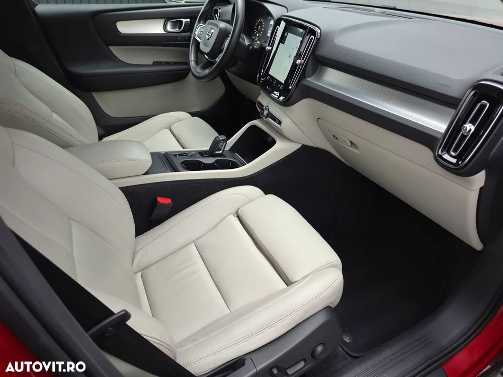 Volvo XC 40 D4 AWD Geartronic Inscription - 28