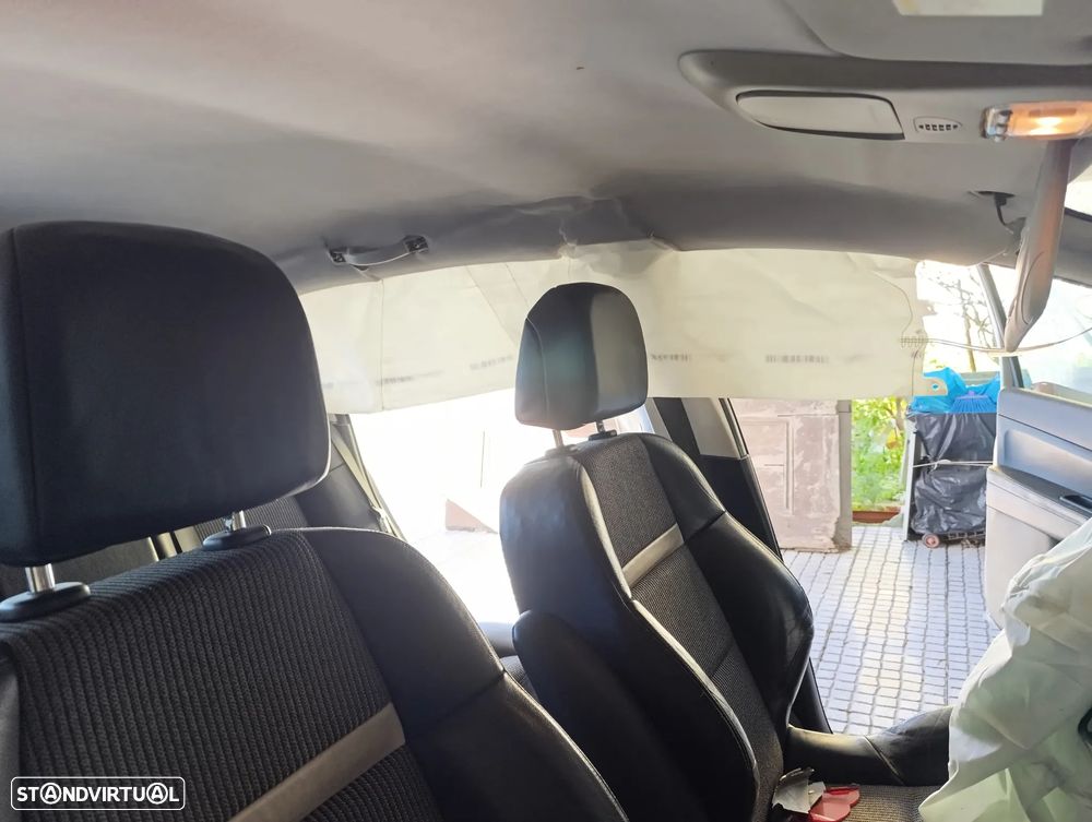 Peugeot 307 1.6 HDi Premium - 14