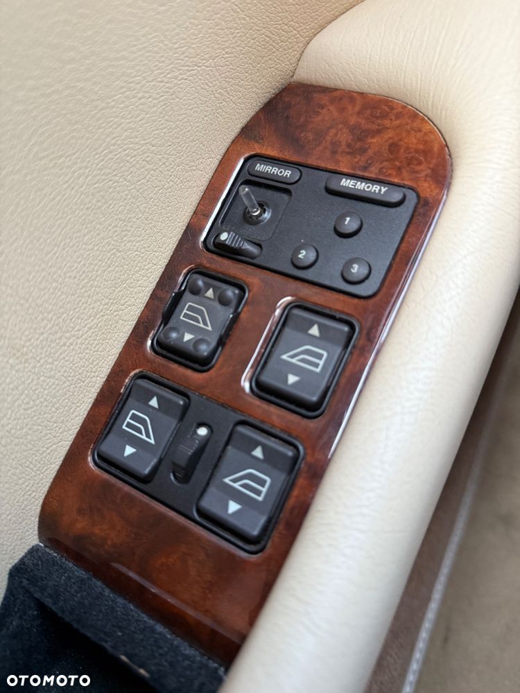 Jaguar XJ XJ12 6.0 - 13