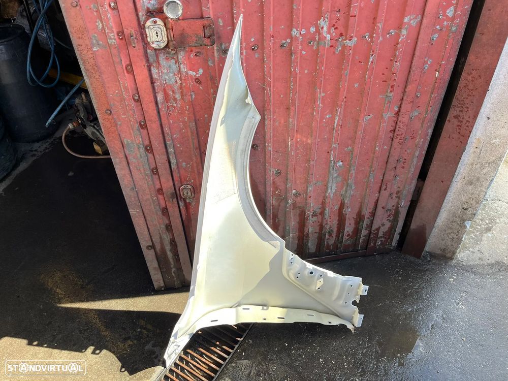 BMW I4 G26 GUARDA LAMAS ESQUERDO - GL105 - 5