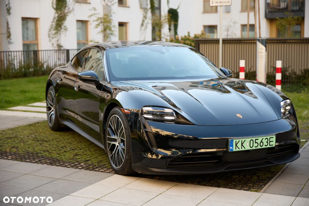 Porsche Taycan Standard - 1