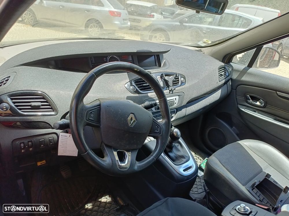 Renault Grand Scénic 1.5 dCi Dynamique S SS - 4