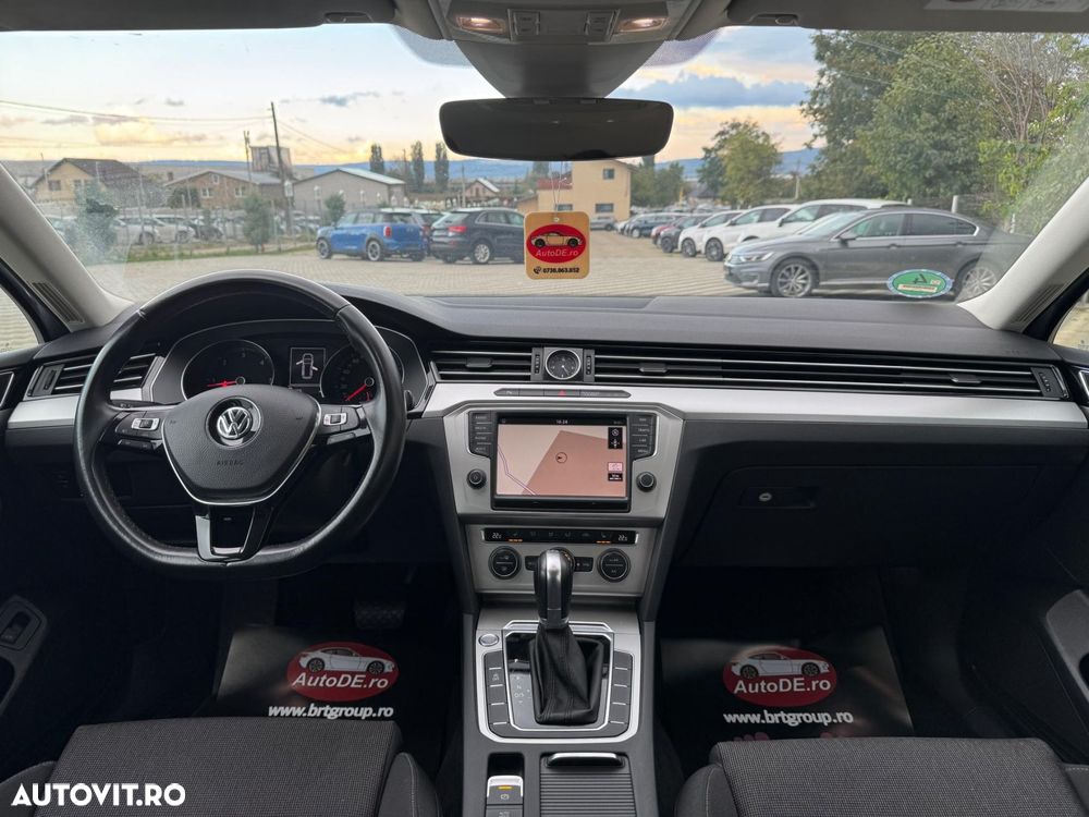 Volkswagen Passat - 9