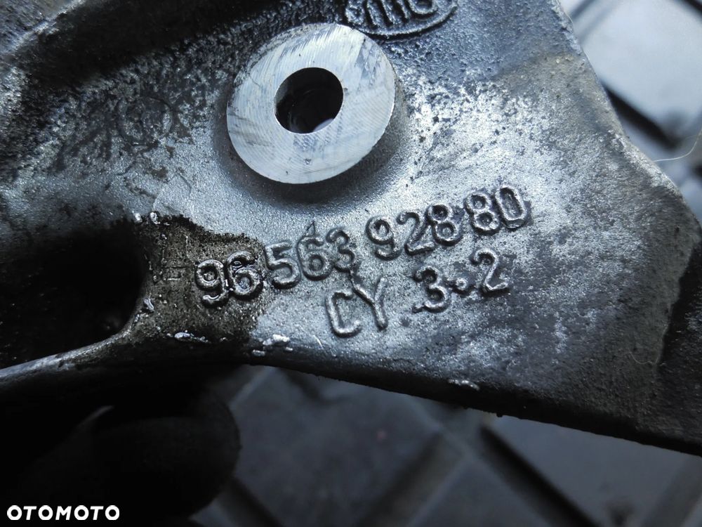 9656392880 UCHWYT MOCOWANIE ZAWORU EGR PEUGEOT CITROEN - 3