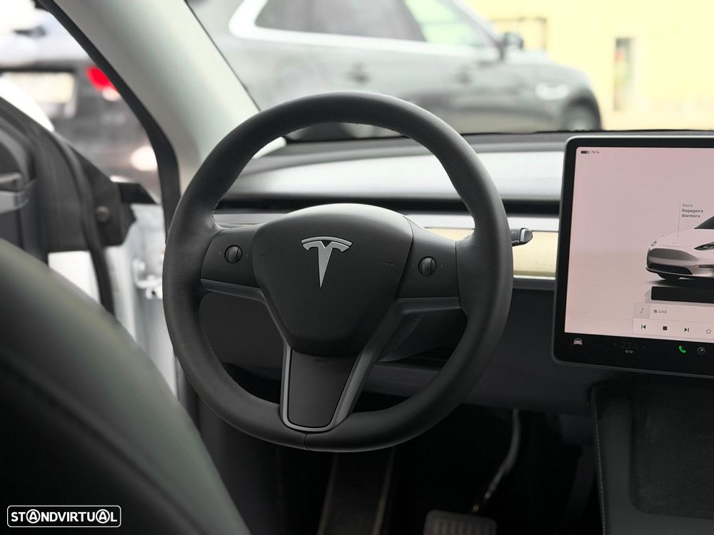 Tesla Model Y Tração Traseira - 14