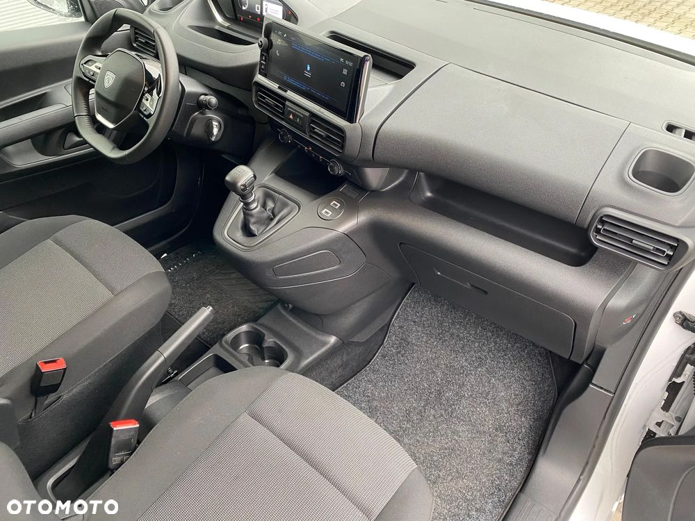 Peugeot PARTNER Van Long L2H1 1.5 100KM - 20