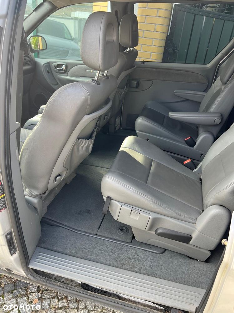 Chrysler Voyager - 14