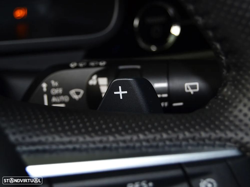 Mitsubishi Outlander 2.4 PHEV Instyle - 36