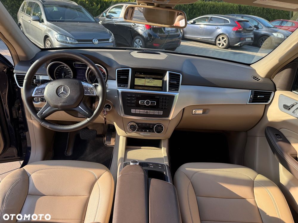 Mercedes-Benz ML 350 BlueTEC 4-Matic - 17