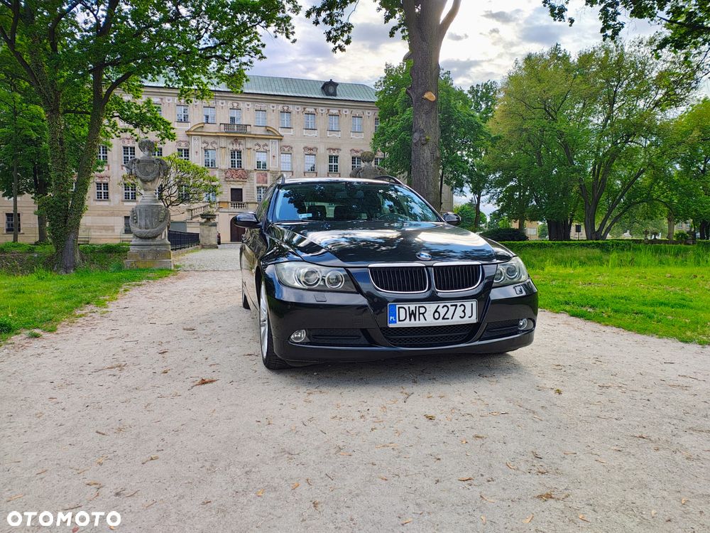 BMW Seria 3 318i - 2