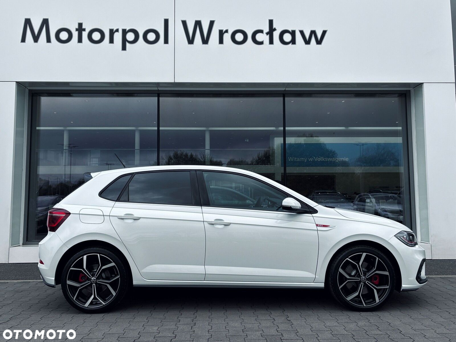 Volkswagen Polo - 11