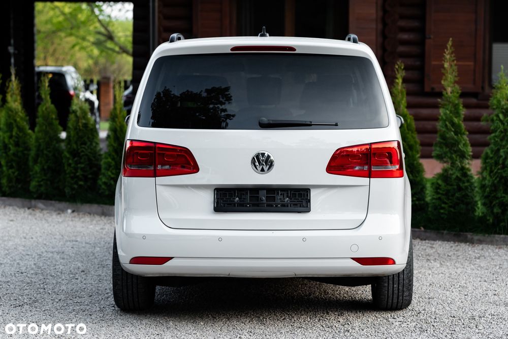 Volkswagen Touran 2.0 TDI DPF DSG Highline - 10