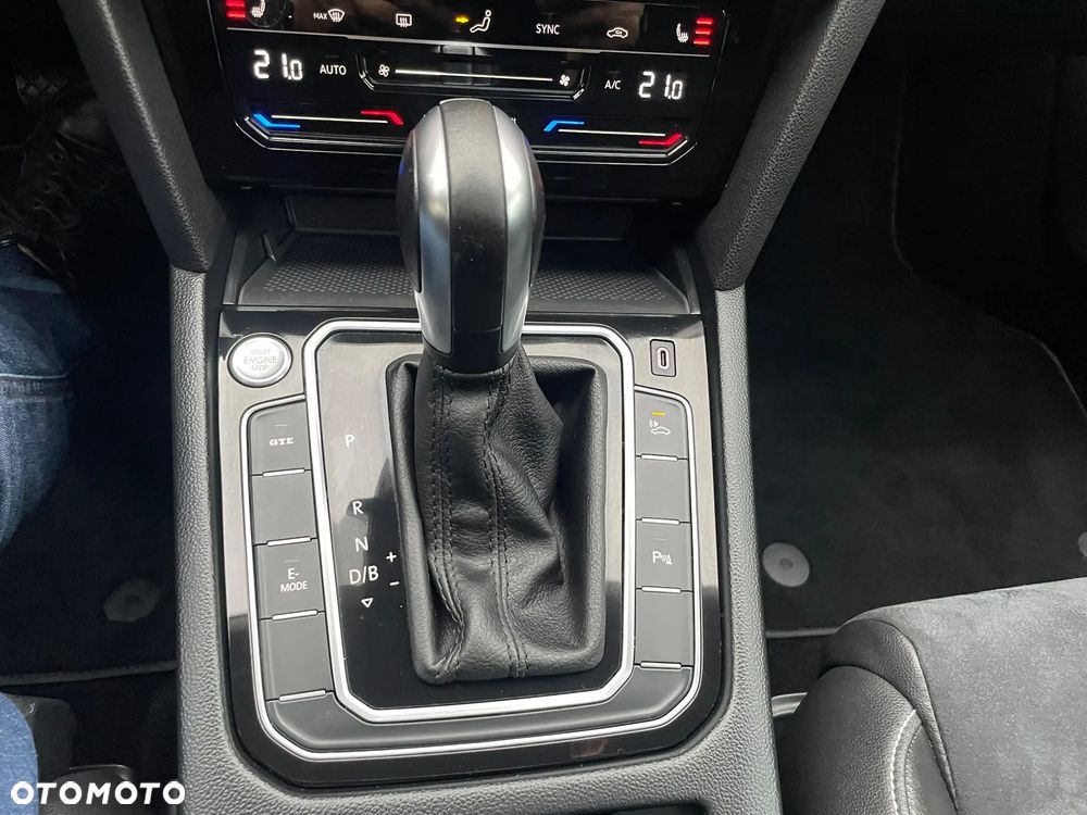 Volkswagen Passat 1.4 TSI Plug-In-Hybrid GTE - 27