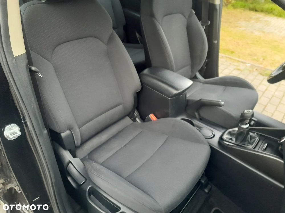 Kia Carens 1.6 GDI Edition 7 - 19