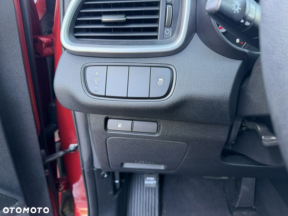 Kia Sorento - 12