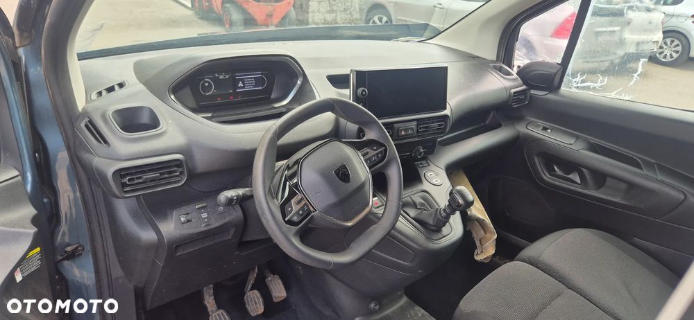 Peugeot PARTNER - 16