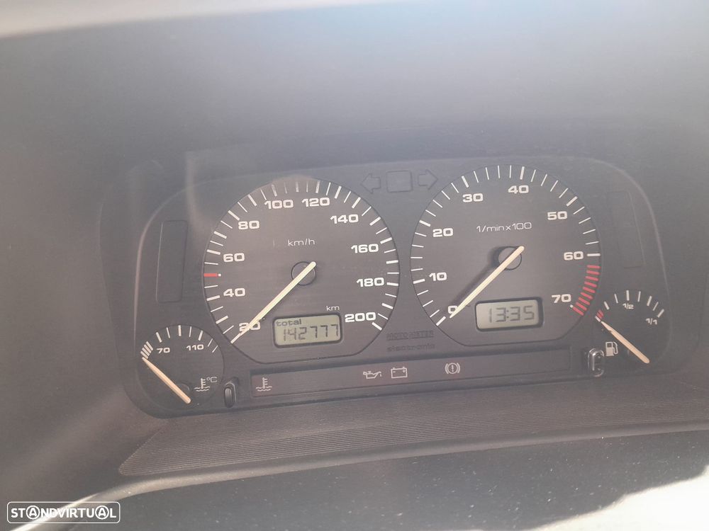 VW Golf 1.4 Pink Floyd - 9