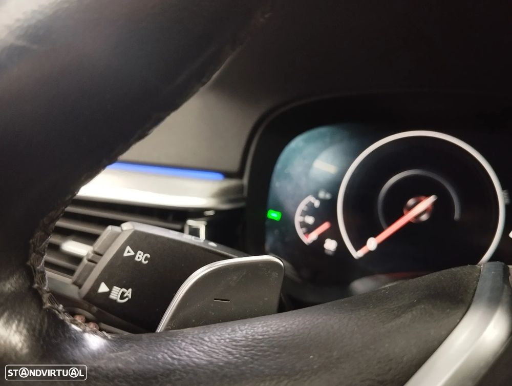 BMW 530 e iPerformance Pack M - 25