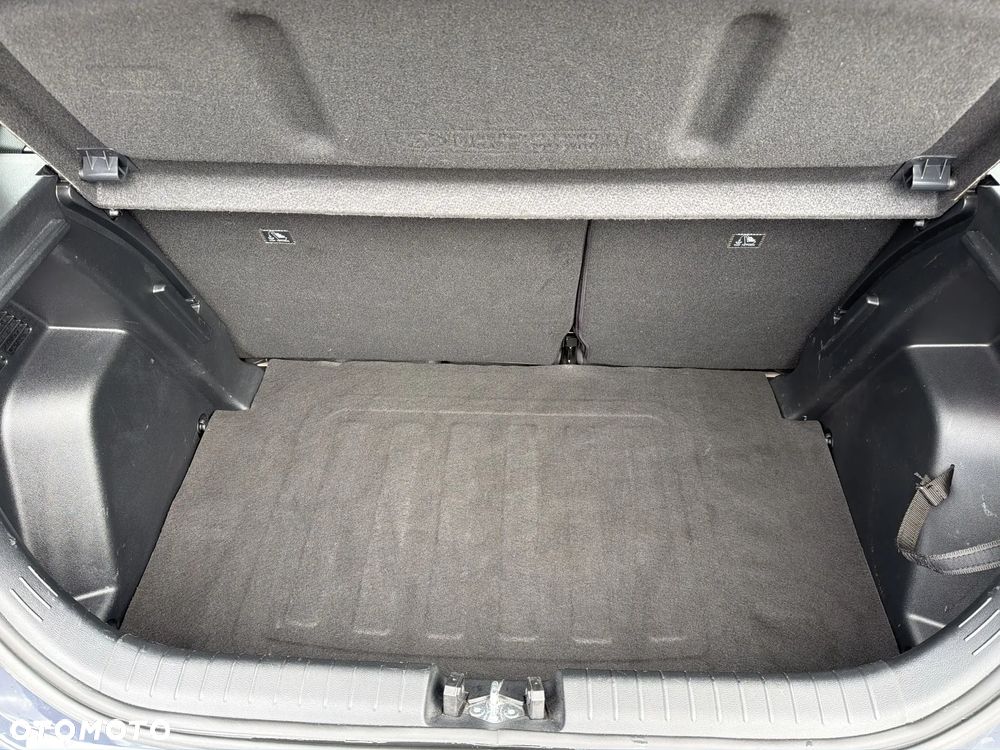 Hyundai i20 1.2 Modern - 21